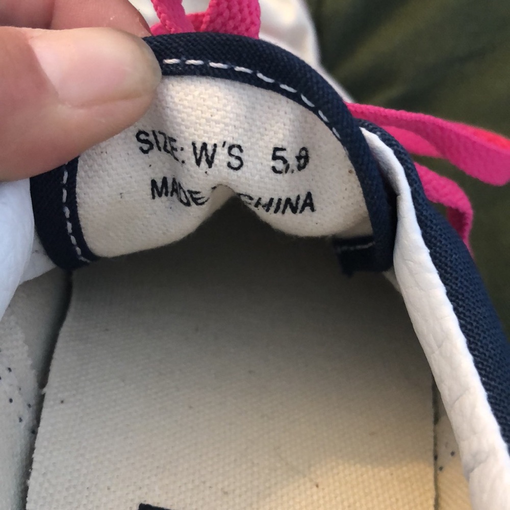 *BRAND NEW* Vans - Custom designed - Picture 2 of 3